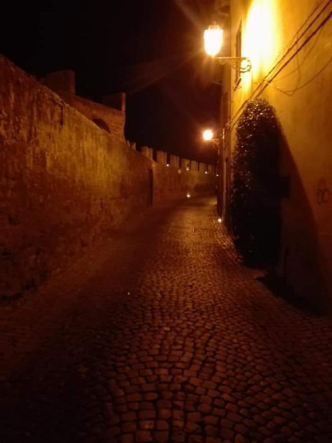 Apartamento Casa "Oasi" Centro Storico Tuscania Exterior foto