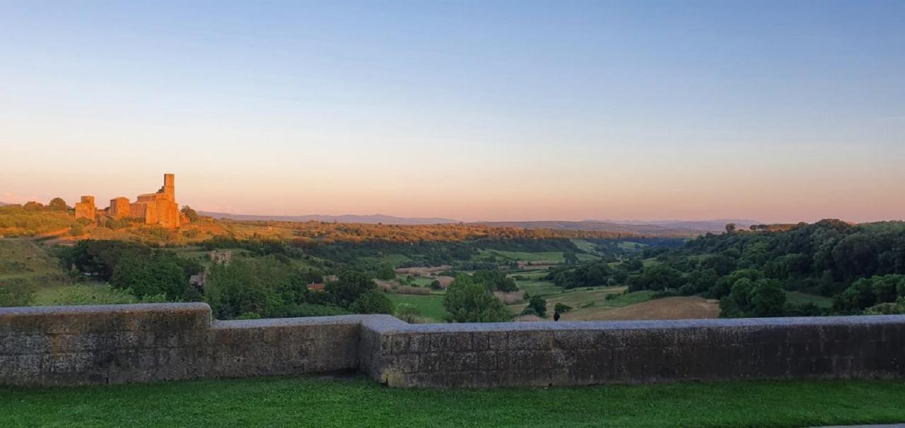 Apartamento Casa "Oasi" Centro Storico Tuscania Exterior foto