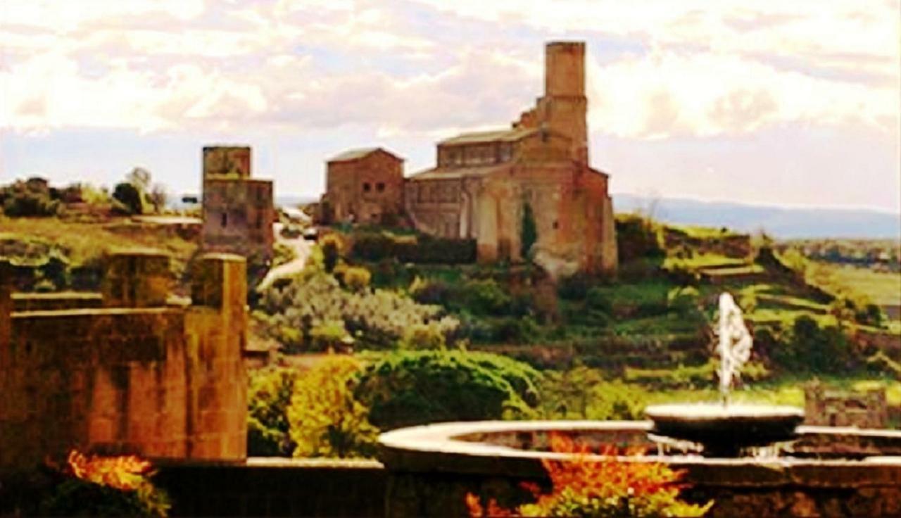 Apartamento Casa "Oasi" Centro Storico Tuscania Exterior foto